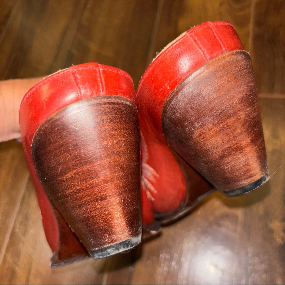 Lucchese Red Embroidered Leather Mules - Picture 9 of 11